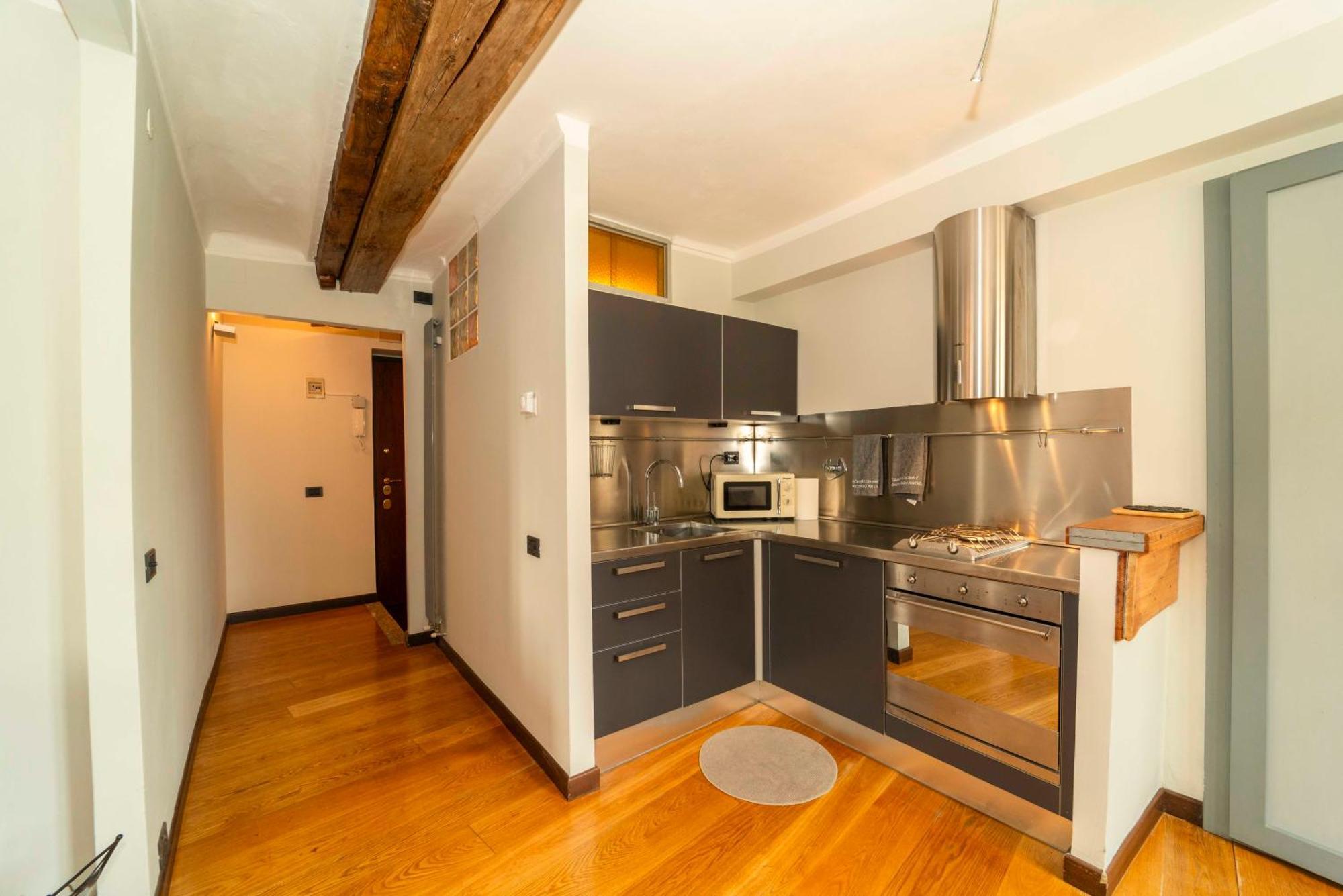 Appartamento Alexander House *